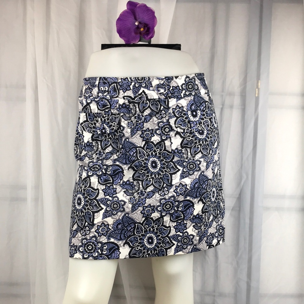 Ann Taylor LOFT | Vintage Mini Pencil Front Pockets & Button Details | M